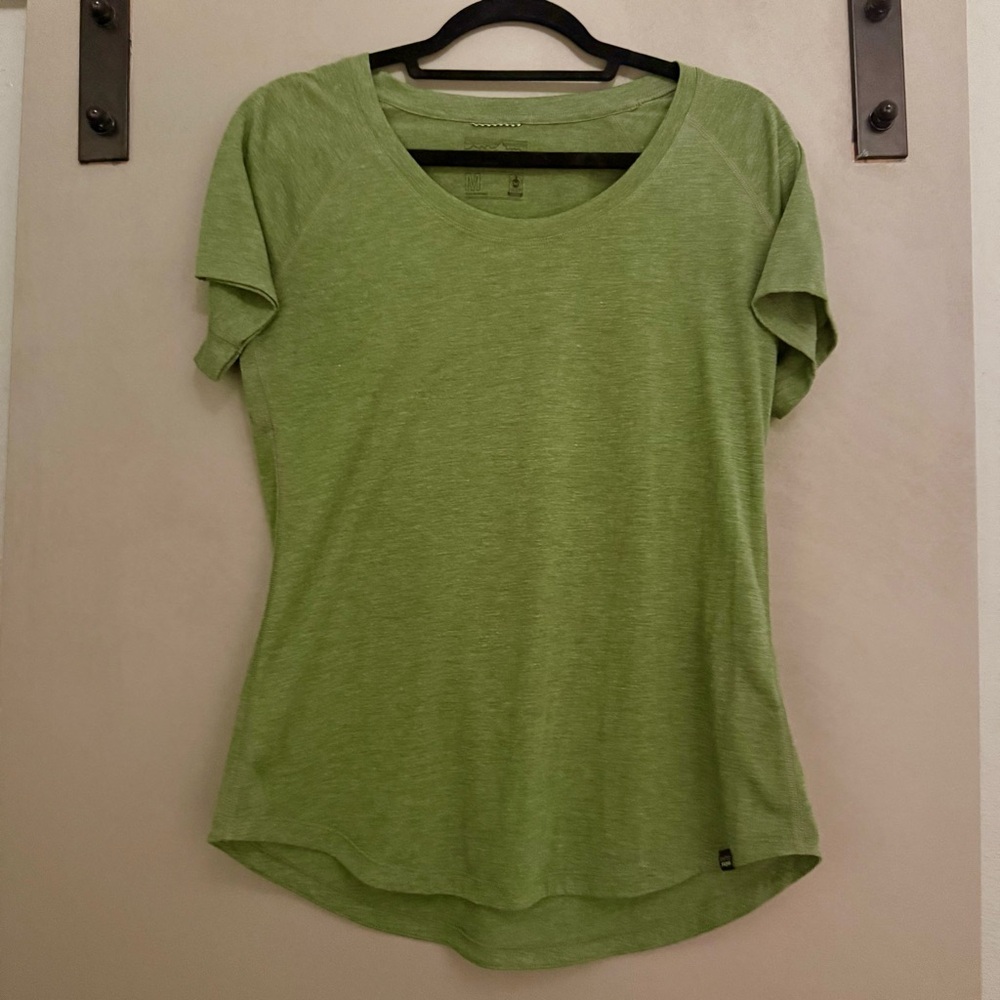 CLOSET CLOSING Patagonia Capilene Cool Green Women's Top